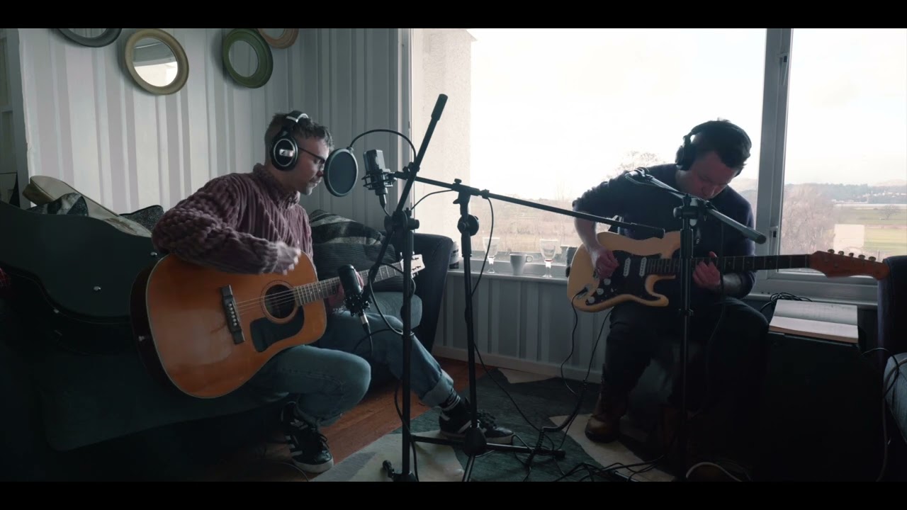//  Heavy Showers (Bungalow Session)