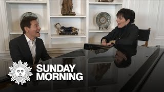 Liza Minnelli and Michael Feinstein perform &quot;I Love a Violin&quot;