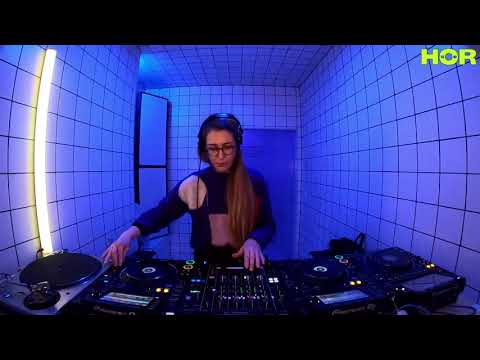 HÖR SUPPORTS - UKRAINE EMERGENCY FUNDRAISER - Lena Willikens | HÖR - Feb 26 / 2022