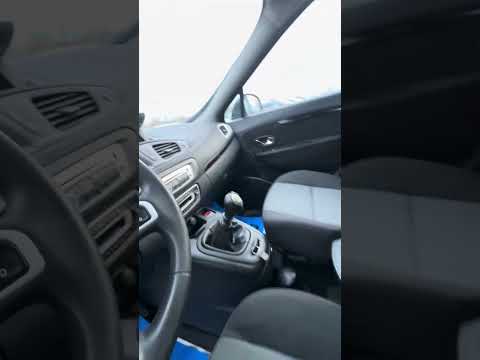 фото renault grand scenic iii 0