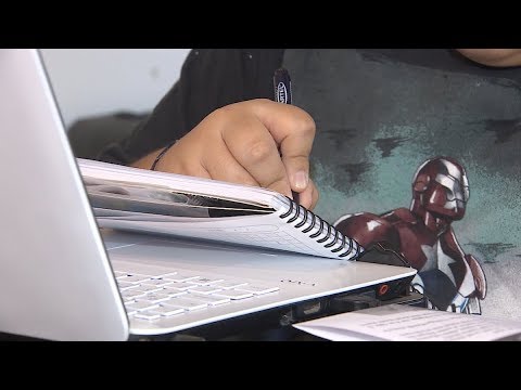 Teletrece - El difícil proceso de aprender en casa