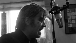 Live at Kyoti Studios, Glasgow. Justin Currie: Into A Pearl