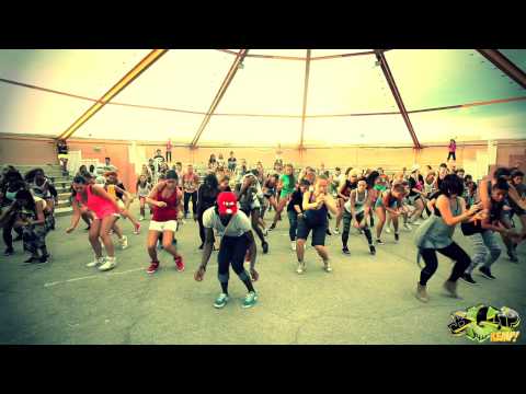 Big Up Kemp Europe 2013. Dancehall workshop by A Ni MAL Vybz Kartel Push It In