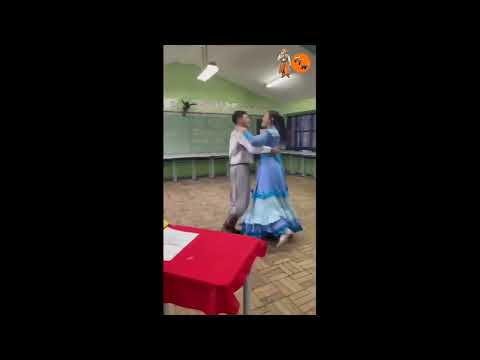 Representando CTG Patrulha do Oeste - UGN- 4º RT - João Victor de Lima Costa e Maria Luiza G Borges