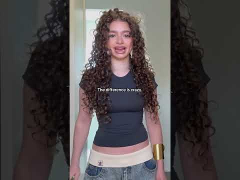 CURLY HAIR #kalogerasisters #curlyhair #curls #demitrakalogeras #sundaykalogeras #elianakalogeras