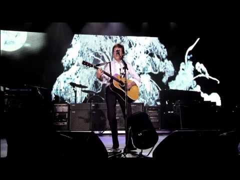 Video thumbnail for Blackbird (Live at Citi Field)