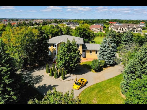 Home for sale at 32 Estateview Circle, Brampton, ON L6P 0R6