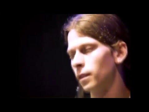 14. Chiki Liki Tu-a - Tončo je pončo - Live at Hodokvas Pezinok (19.8.2006)