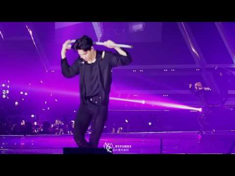 170212 Artificial Love + Blind Fold Dance (Kai focus)