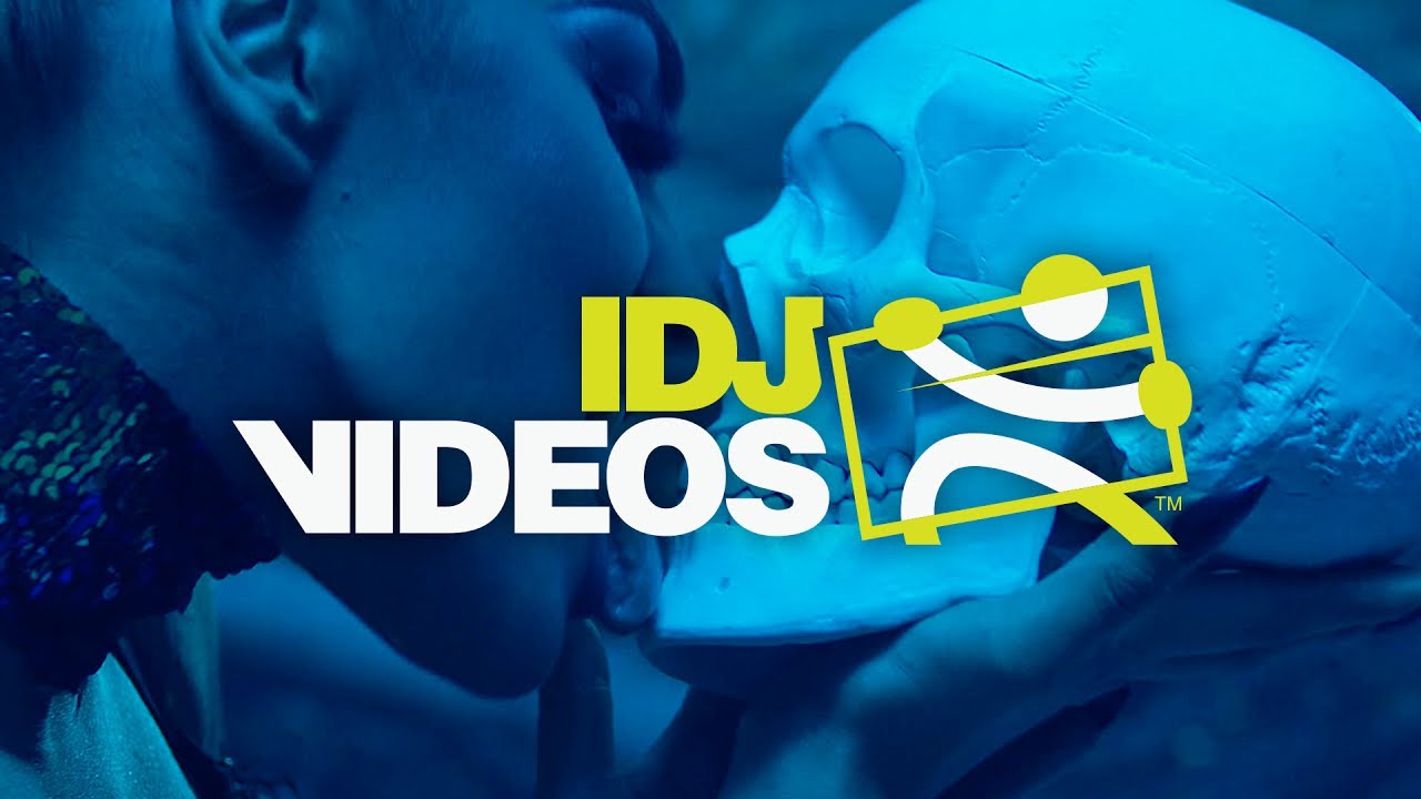 Djans X Young Palk ft. Teodora — Pirana