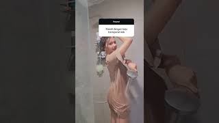 Download lagu Cewek mandi pake baju transparan mp3