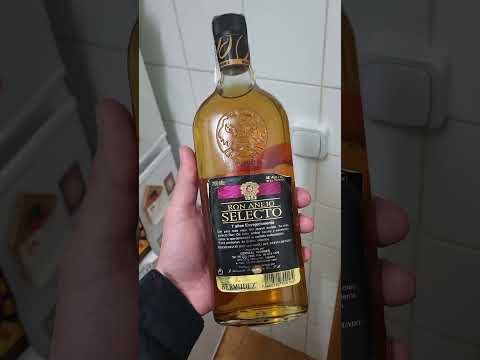 Ron Añejo 7 años - Ron Añejos 7 Jahre - Ron Añejo Seven years - Sake Getränke