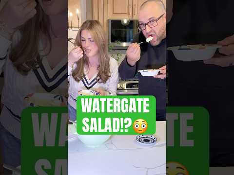 Making RETRO WATERGATE SALAD🤤Happy Thanksgiving! #thanksgiving #recipe