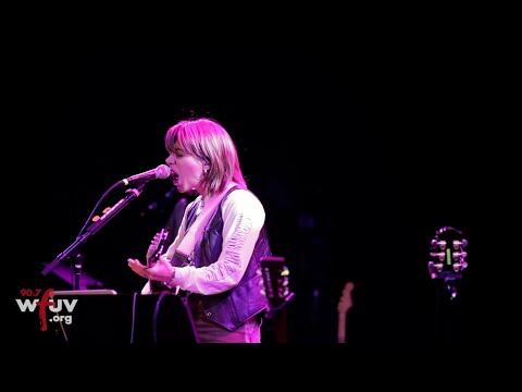 Hurray For The Riff Raff - "Snake Plant (The Past Is Still Alive)" (Live at Racket)