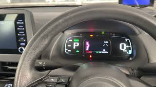 TOYOTA / AQUA HYBRID 1.5B CVT (Startup Sequence)