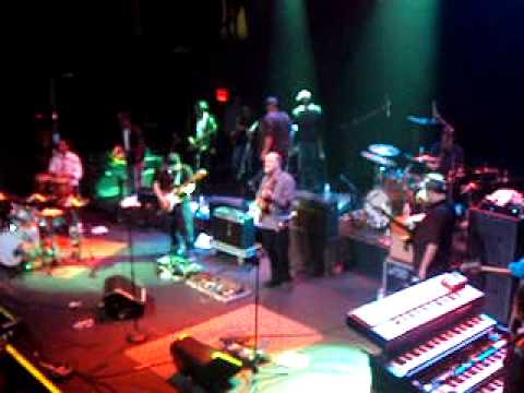 Royal Family Ball: Lettuce - Move On Up w/ Nigel Hall (10.02.10)