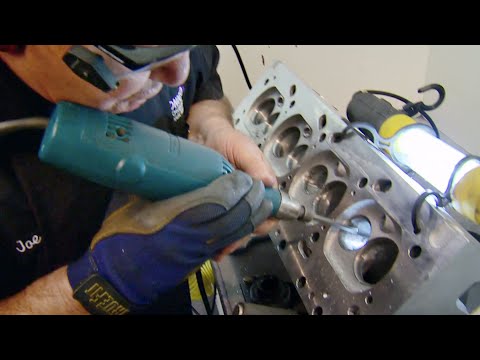 Hand Porting Cylinder Heads on an Olds 455 Big Block with Legendary Joe Mondello- Horsepower S13, E6