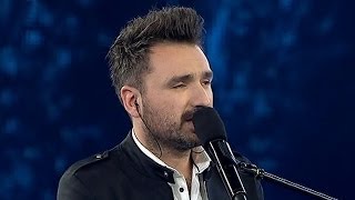 Kadr z teledysku How to win tekst piosenki Mateusz Ziółko