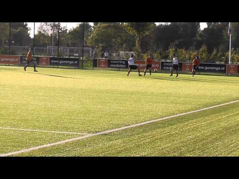 6 okt 2012 VV De Meern B1 - Jodan Boys com 1-0 Lars wordt gevloerd, bal over lijn?