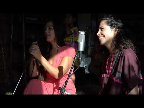 Putumayo Discovery Presents - Minuk "Madre de Luz"