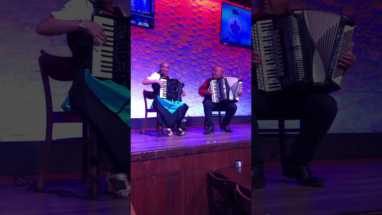 Promotional video thumbnail 7 for Dueling Accordions