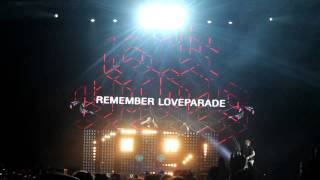 Armin Van Buuren - Remember Love (DJ's United) @ Ultra 2011 (HD) 1080