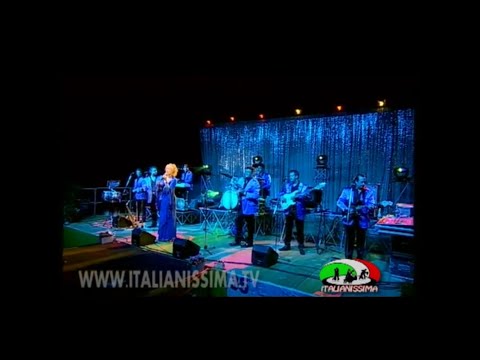 VIVERE - DARE TO LIVE canta MONICA DEI RODIGINI #italianissimatv  #veryitaliantv #italianissima