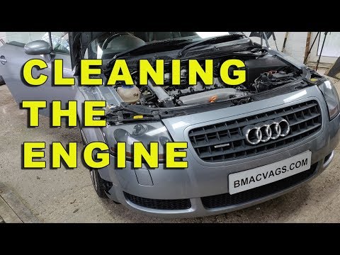 Cleaning and Degreasing The Audi TT Oily Engine