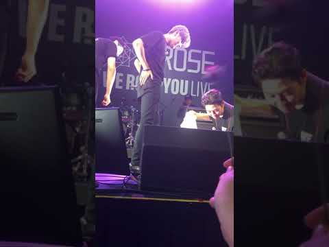 [190828] THE ROSE (22)