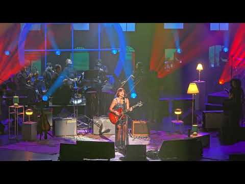 "Eager Angels (Session Road)" - Hannah Romawac @ #TANAW 2025 [4K] | trina.ph