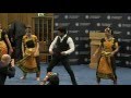 Dr Shah Rukh Khan Performs His Famous Lungi Dance