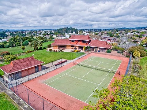 Ray White Glen Eden   13 Milwaukee Place   Tom Hendriks