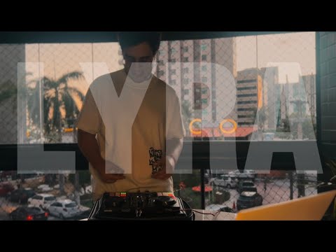 Apto Session #02 - Lyra