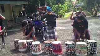 Indonesian percussion music with  recycled musical instruments, Part I