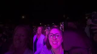 Follow Through crowed singing Gavin DeGraw. Castle Rock CO