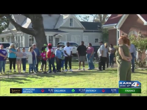 City of Dumas holds prayer vigil for victims of deadly shooting