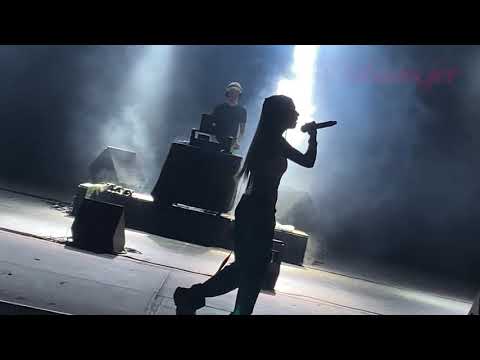 @saramalacara  en el cente full show ft k4 taichu evar