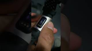 Fitbit Charge 3 screen not working