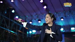 Download lagu Standing In The Eyes Of The World - Ara Johari (LIVE) | SURIA WOW MALAYSIA mp3