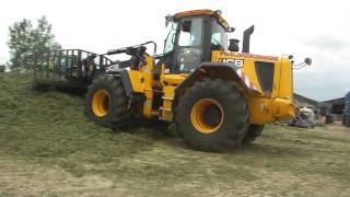 Silage Claas John Deere JCB
