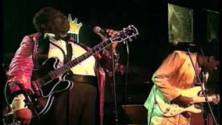 A+++   Blues   BB King & Joe Louis Walker - T-Bone Shuffle (Blues Summit 1993).mpg