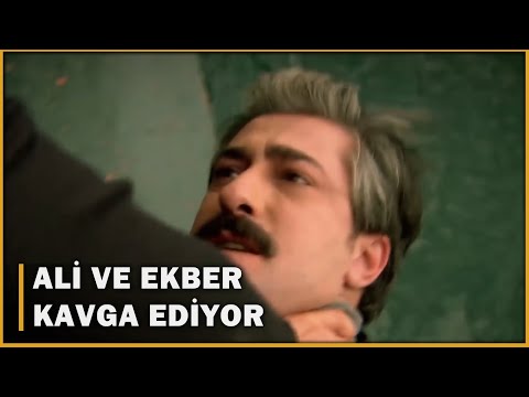 Ali ve Ekber Kavga Ediyor! - Öyle Bir Geçer Zaman Ki 24.Bölüm