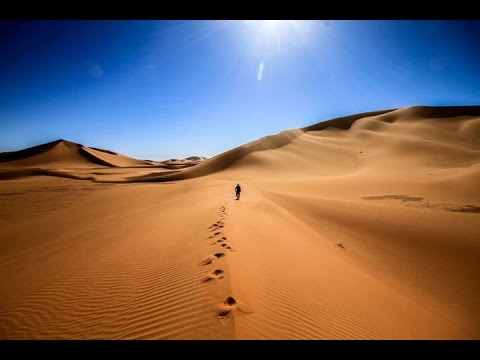 جولة سياحية مجانية في عمق الصحراء الجزائرية