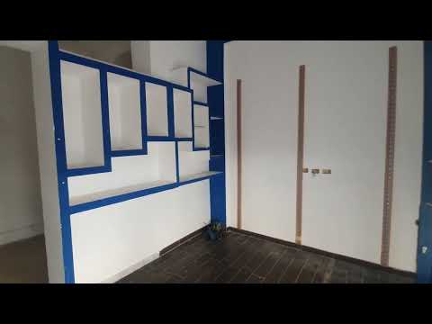 FITTASI LOCALE COMMERCIALE NAPOLI VOMERO PIAZZA MEDAGLIE D'ORO PIAZZA IMMACOLATA FRONTE STRADA