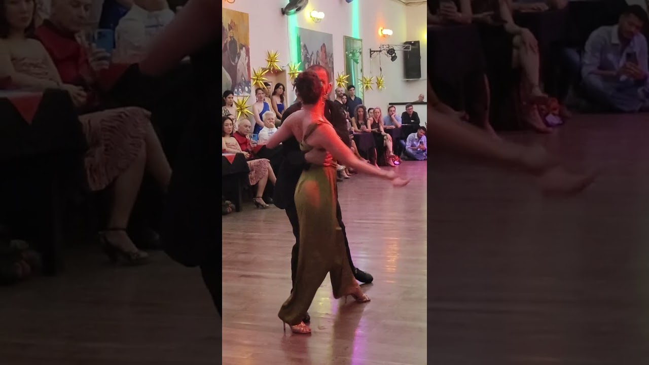 Video thumbnail for ROCÍO LEQUIO y BRUNO TOMBARI en Viva La Pepa Milonga. Buenos Aires, 2 de febrero de 2025