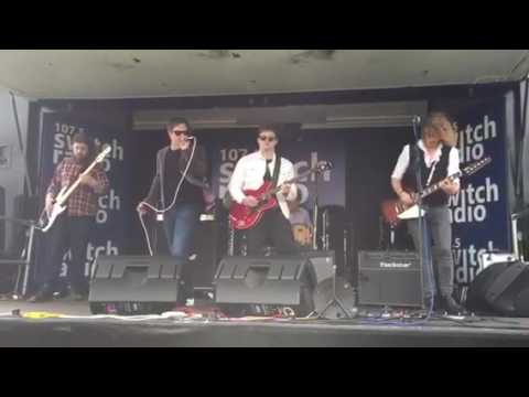 The Mojo Filters-You Mean The World To Me live at Shardfest