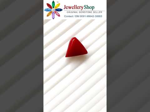 Product video thumbnail