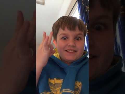 How to make the venom voice