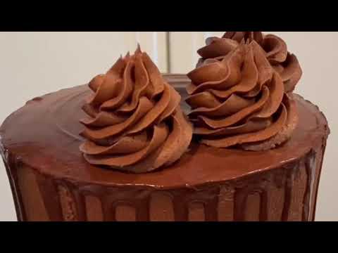 Cookie Dough Chocolate Drip Cake (Vegan)