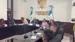 Diputado Elmer Palencia se reúne con estudiante de la Universidad Regional